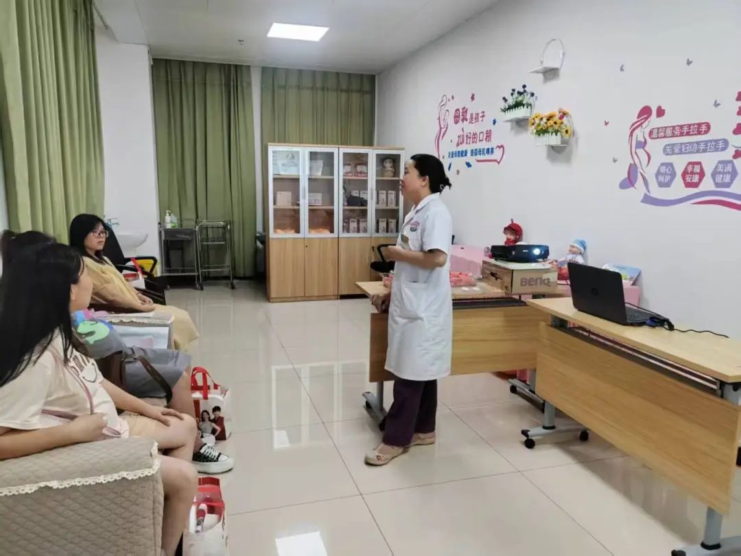 生命之初&nbsp;自然之乳——铜仁市万山区人民医院开展“全国母乳喂养宣